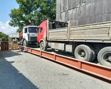 Сколько весит грузовой автомобиль???